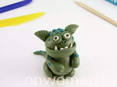 Monștrii din plasticină: Cum să sculptați monștri înfricoșători copiilor? Funny Monster Model etape. Cum să faci cifre diferite pentru copii? 26583_22