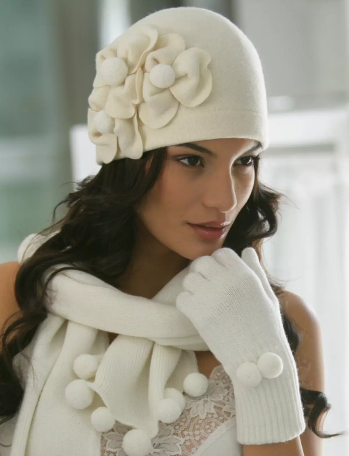 세트 : 여성 모자, 장갑 및 스카프 (49 장의 사진) : 로고가있는 세트, 세트에 여성 니트 장갑 2658_3