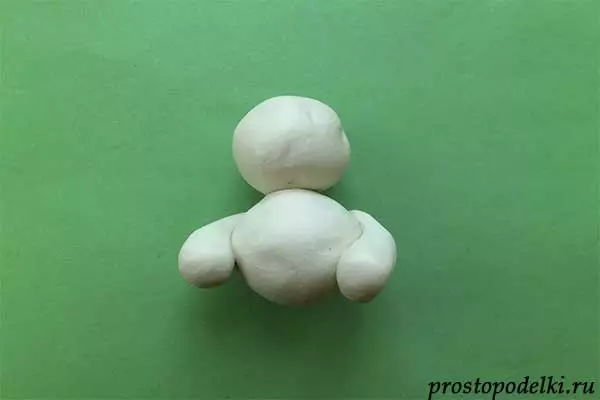 Snowman diperbuat daripada plasticine: bagaimana membuat kadbod dan membuat langkah salji pukal demi langkah untuk kanak-kanak? 26594_14