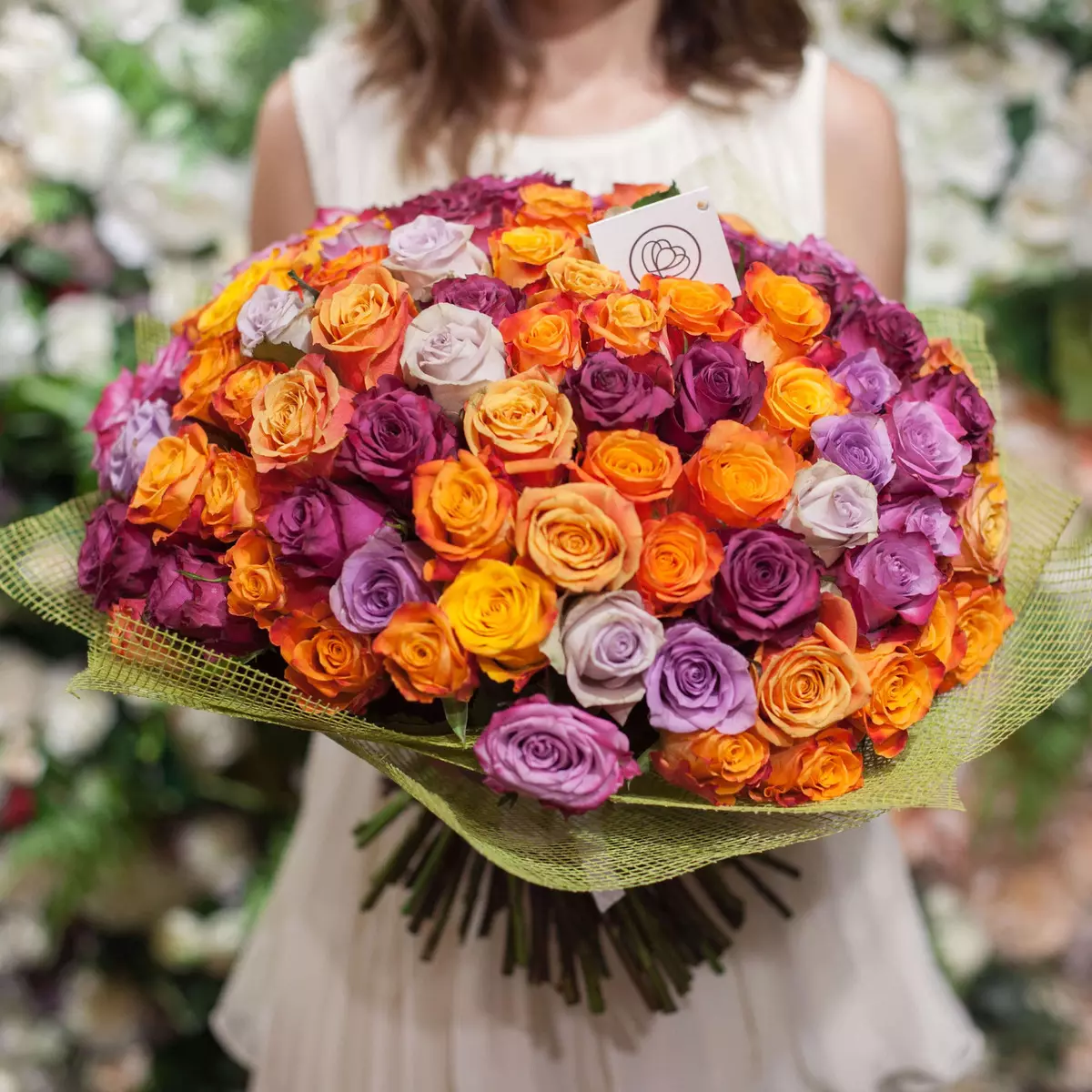 Bouquets maka ụmụ nwanyị na-eme ya: nhọrọ ụbọchị ọmụmụ, ụmụ nwanyị dị jụụ site na ihe ịchọ mma na kọfị mbụ 26640_5