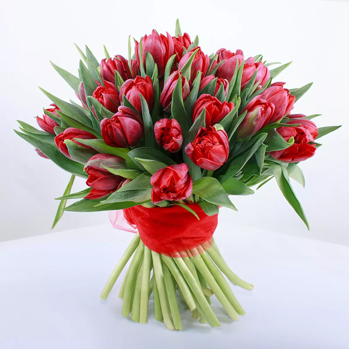 Bouquets maka ụmụ nwanyị na-eme ya: nhọrọ ụbọchị ọmụmụ, ụmụ nwanyị dị jụụ site na ihe ịchọ mma na kọfị mbụ 26640_8