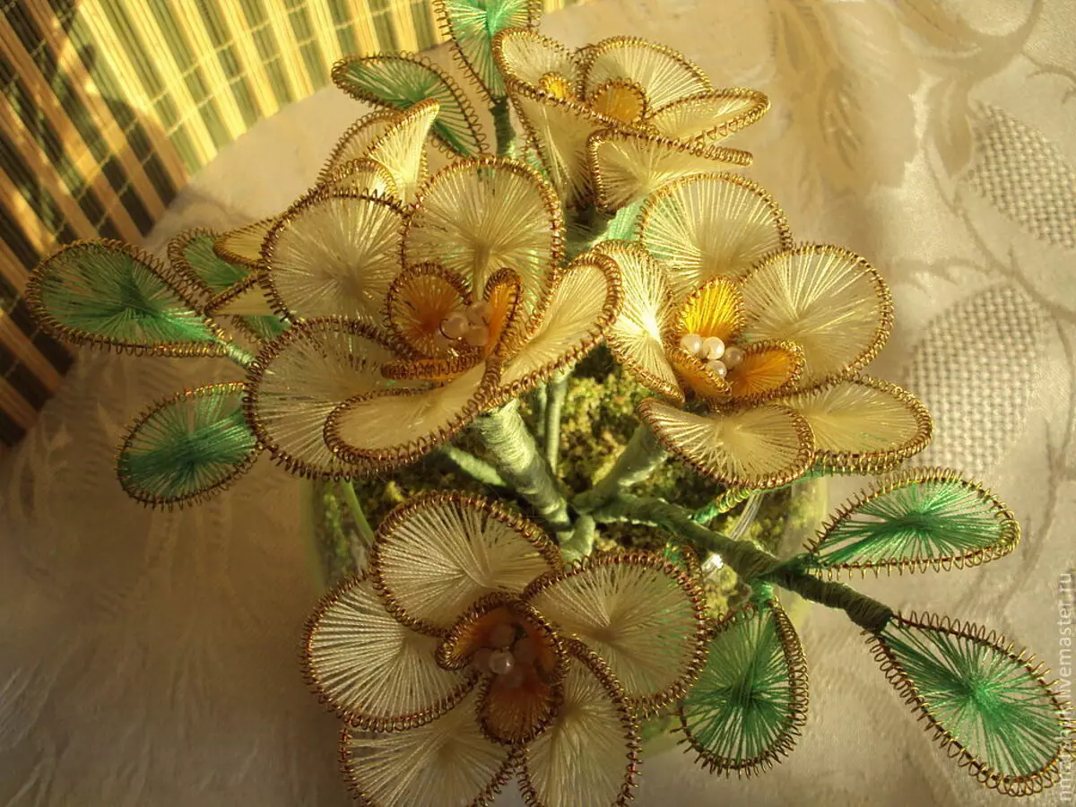 ئۆز قولى (28 سۈرەت) بىلەن قىز دوستى قىلىش Bouquets: كۈزدە napkins ۋە باشقا تېخنىك كەلگەن گۈل bouquets 26649_27