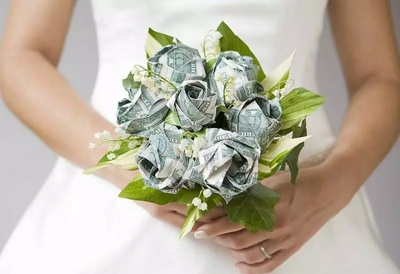 ช่อเงิน: วิธีการทำดอกไม้จากตั๋วเงินด้วยมือของคุณเองในการเริ่มต้นคำแนะนำทีละขั้นตอน? วันเกิดวันเกิดช่อดอกไม้ 26664_3