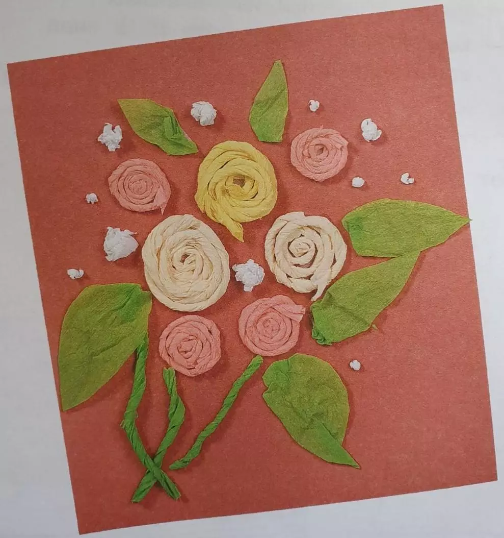 როგორ გააკეთოს ყვავილები საწყისი napkins? 49 ფოტო როგორ გავაკეთოთ ეს თავს დამწყებთათვის? ნაბიჯ ნაბიჯ აღწერილობა წარმოების მოცულობითი ლამაზი ყვავილი 26670_19