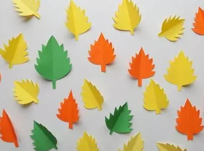 紙からのDIYの「傘」：色紙からの葉の葉からの葉と子供のための他のアプリケーションで。体積傘ステッゲー 26685_17
