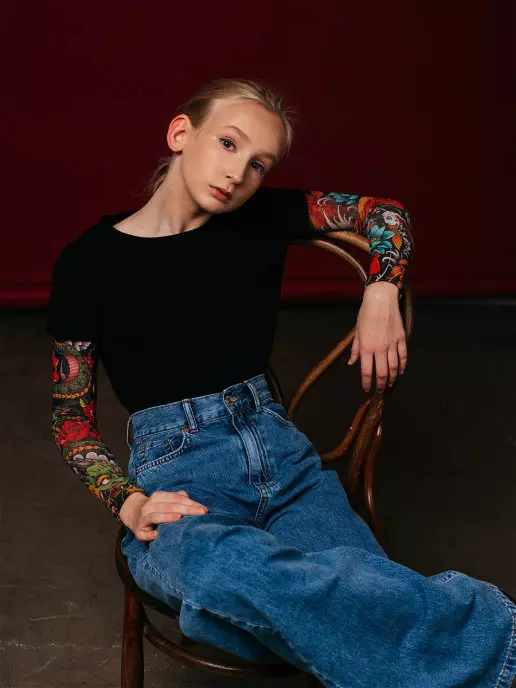 Tatuagem de roupa: tatuagens de tatuagem de mulheres tatuagens, suéteres, camisolas, vestidos e camisas, meias com desenhos de tatuagem e outras roupas com impressões