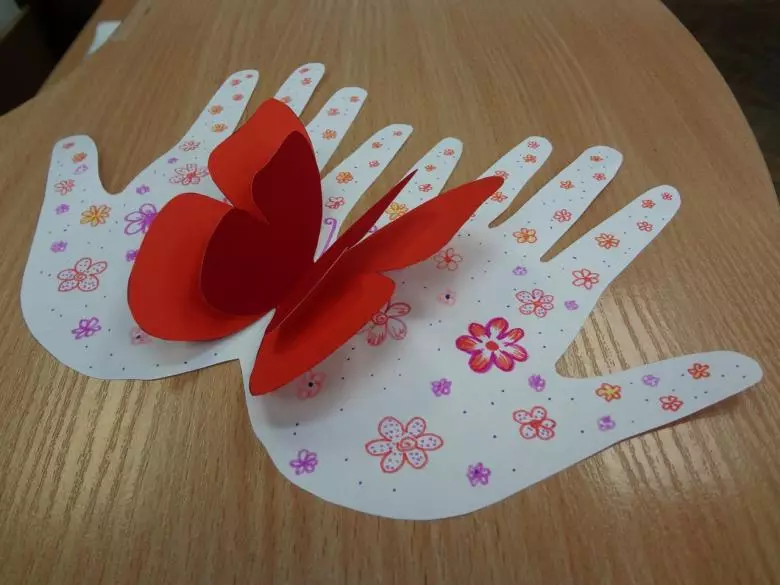מלאכת יד מנייר עם הידיים שלך לילדים מ 9 שנים: מלאכת יד מעניין עבור 10 ו 11, 12 ו 13 שנים. כיצד בהדרגה לעשות דמויות של קרטון נייר צבעוני? 26706_6