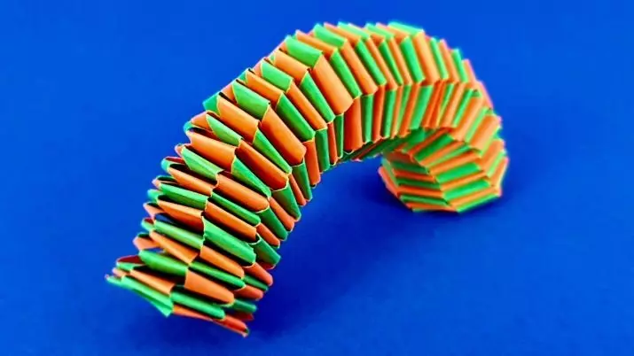 Hoe maak je een antistress van papier? Origami-Toy Doe het zelf. Hoe gemakkelijk om een ​​papieren anti-stress transformator te maken? Squishes en slangenfasen maken 26709_14