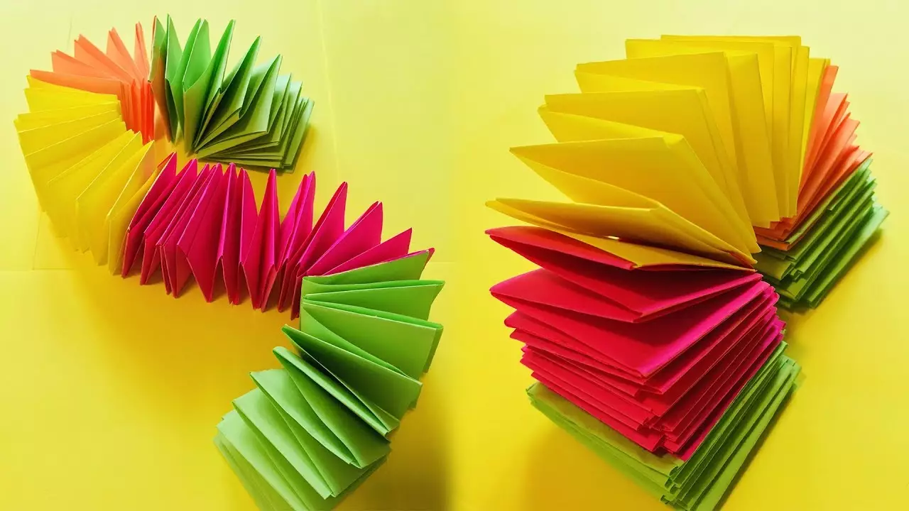 Hvordan laver man et antistress fra papir? Origami-legetøj gør det selv. Hvor nemt at lave en papir anti-stress transformer? Gøre squishes og slange stadier 26709_15