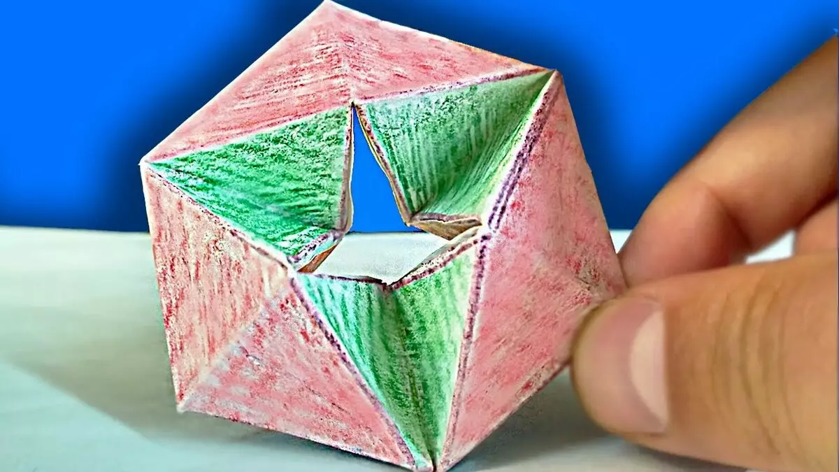 Ako urobiť Antistress z papiera? Origami-hračka to urobte sám. Ako ľahké urobiť papier proti stresu transformátor? Smiať sa a hada stupňov 26709_4
