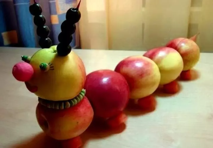 ხილის ხელოვნება (48 ფოტო): საბავშვო ბაღში და სკოლაში. რა უნდა გააკეთოს ბავშვებს საკუთარ თავს? შემოდგომის ზღარბი და Caterpillar, სხვა Easy საკვები Crafts 26710_31