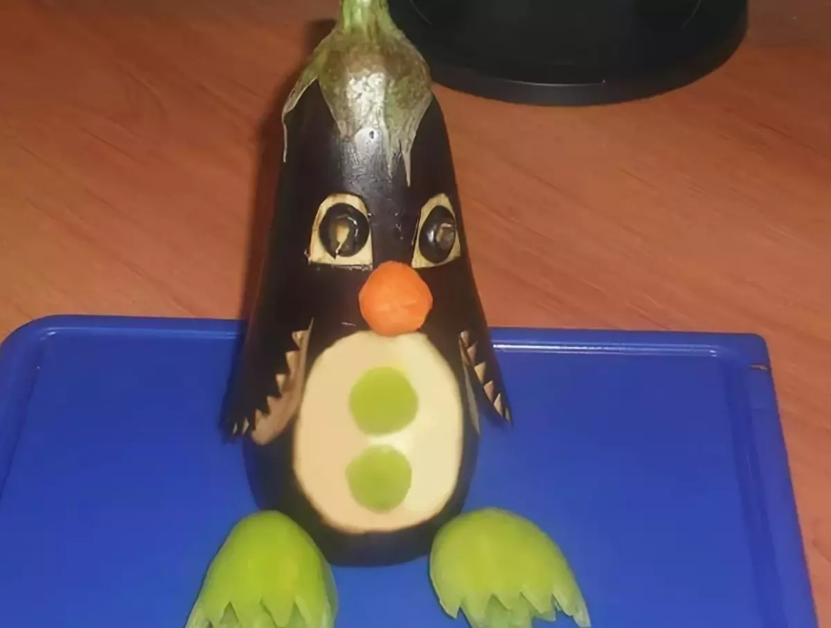 Пингвин из овощей