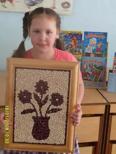 Řemesla z fazolí (31 fotek): řemesla na téma podzim s vlastními rukama s dětmi z fazolí s fazolemi a hráškem, sova do mateřské školy a dobře pro školu 26733_7