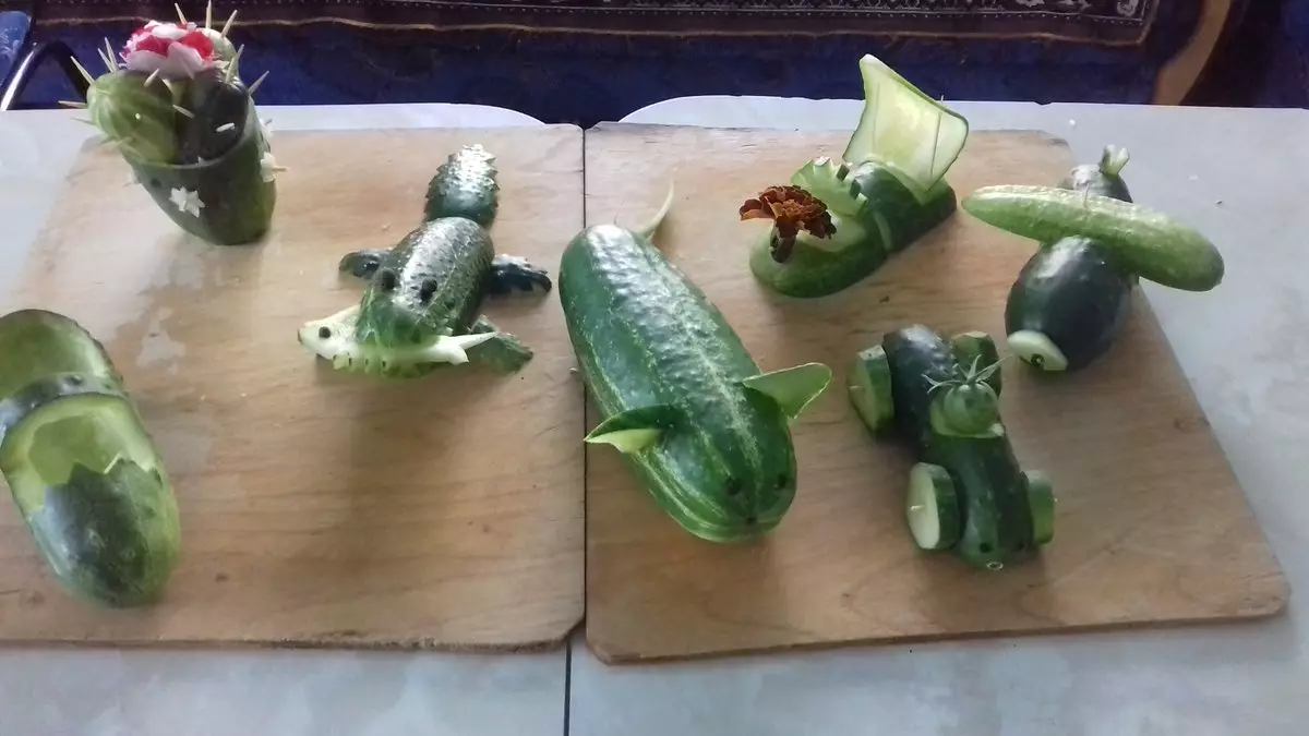 Kaktus uit komkommers (31 foto's): hoe om 'n crawl maak in 'n kleuterskool op die onderwerp van die herfs met tandestokkies in 'n pot? eenvoudige drink 26740_24