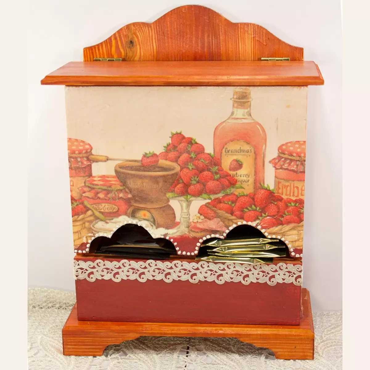 Herbaciarnia ze sklejki (29 zdjęć): dom na herbatę w rysunkach ze swoimi rękami, szablonami spodni o wymiarach, dekoracja 26794_28