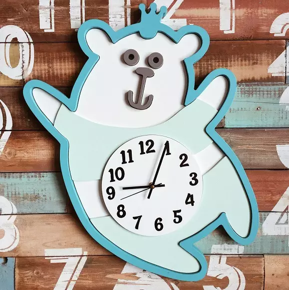 合板からの時計：壁の先生と子供たちがクマの形で他のモデルの形で。ジグソーパズルの図面に従ってあなた自身の手を作る方法は？ 26797_15