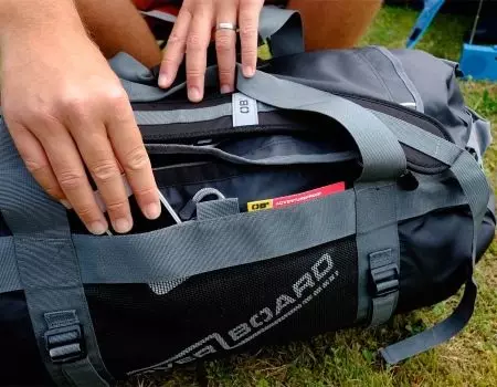 Waterproof Bag (16 mga larawan): Sealed Models para sa Swimming, Telepono, Backpacks 2682_16