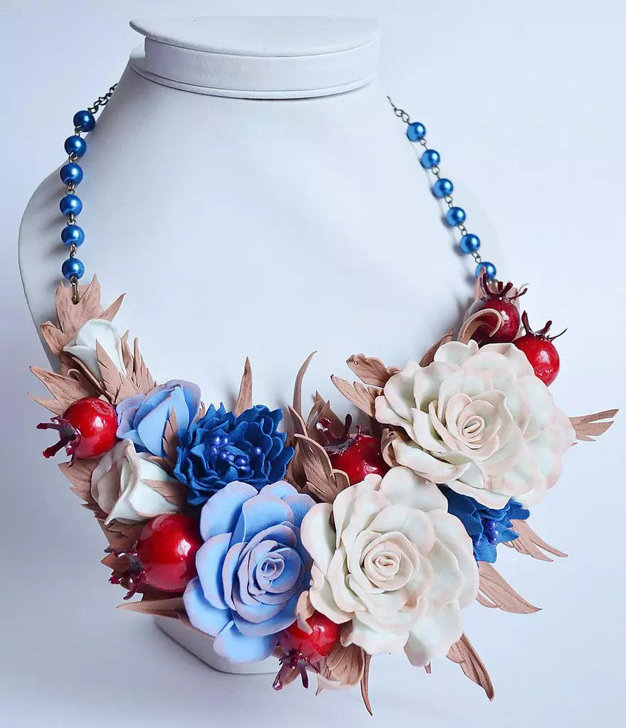 泡沫浪兰装饰：用于头发和项链，带鲜花和婚礼装饰的耳环。如何用你自己的手在主班上制作它们？ 26871_15