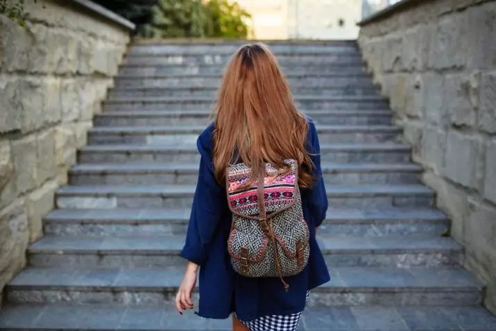 Taschen für Teenager-Mädchen (58 Fotos): Modelle für die Schule und für jeden Tag 2688_5