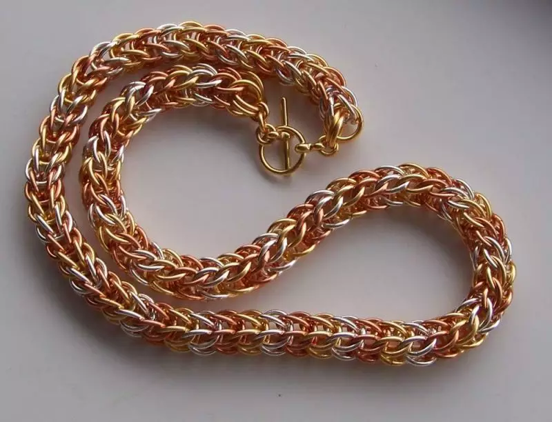 Wire chain sa imong kaugalingon nga mga kamot: paghabol sa dekorasyon sa wire sa tumbaga sa balay 26896_19