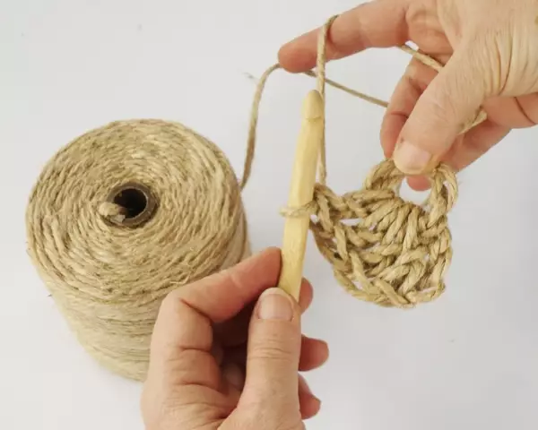 Οι πλύσεις της Γιούτας: Knit σφουγγάρια για πλύσιμο πιάτων με τα χέρια τους. Πώς να δέσετε ένα body washcloth; 26910_33