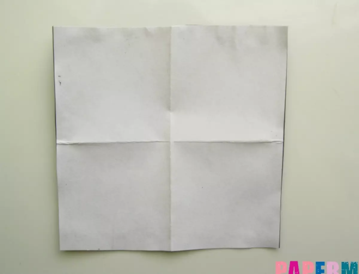 Origami lai tētis: dzimšanas dienas dāvanas no papīra. Kā veikt rāpuli veidā uzvalku ar savām rokām? Izveidojiet medaļu no meitu 26924_12