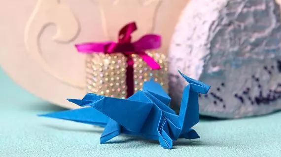 Origami of a Qada kaxezê: Ji çarçikên piçûk û çarçova çargoşe ji bo destpêkên, zarokên 2 pola û temenê din 26925_5