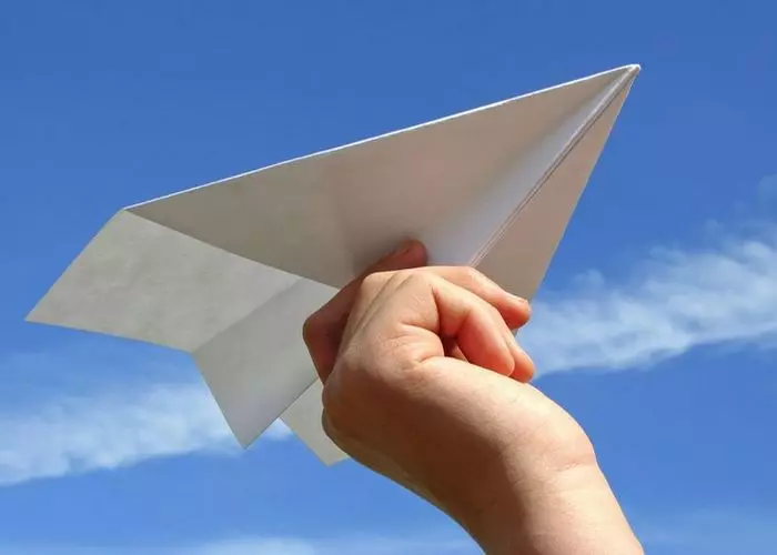 Origami vir voorskoolse: Maklike eenvoudige stap-vir-stap skemas. Vervoer en vrugte, ander papier origami vir voorskoolse kinders 26930_24