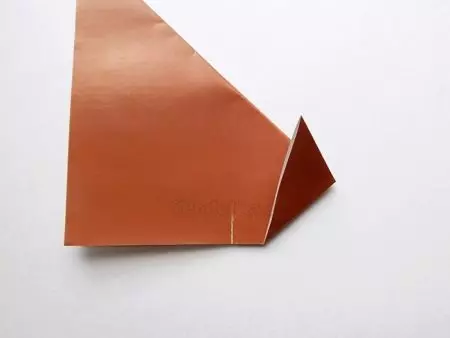 Origami tina kertas berwarna: Kumaha ngadamel kembang tina kertas dua kali sareng leungeun anjeun sorangan? Karajinan pikeun barudak, model cahaya tina kertas hiji-sisi 26933_15