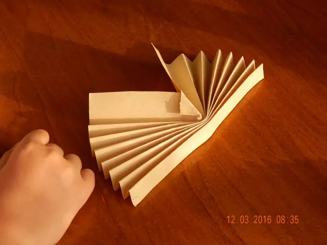 “Maslenitsa”Origami：来自儿童纸的工艺品。模块化，体积和其他折纸自己做到了 26940_11