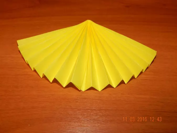 “Maslenitsa”Origami：來自兒童紙的工藝品。模塊化，體積和其他摺紙自己做到了 26940_12