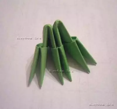 Origami“Snake”：如何根據該計劃從紙上製作模塊化摺紙？兒童逐步說明。木質眼鏡蛇的頭有多容易？ 26947_11