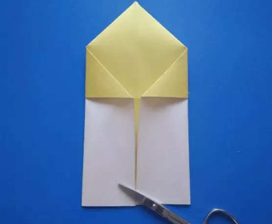 折り紙「男」：どの方式に従って簡単に子供たちと一緒に紙から人々を作るには？顔の顔のステップの説明によってステップ。全体の置物を折るする方法？ 26949_33
