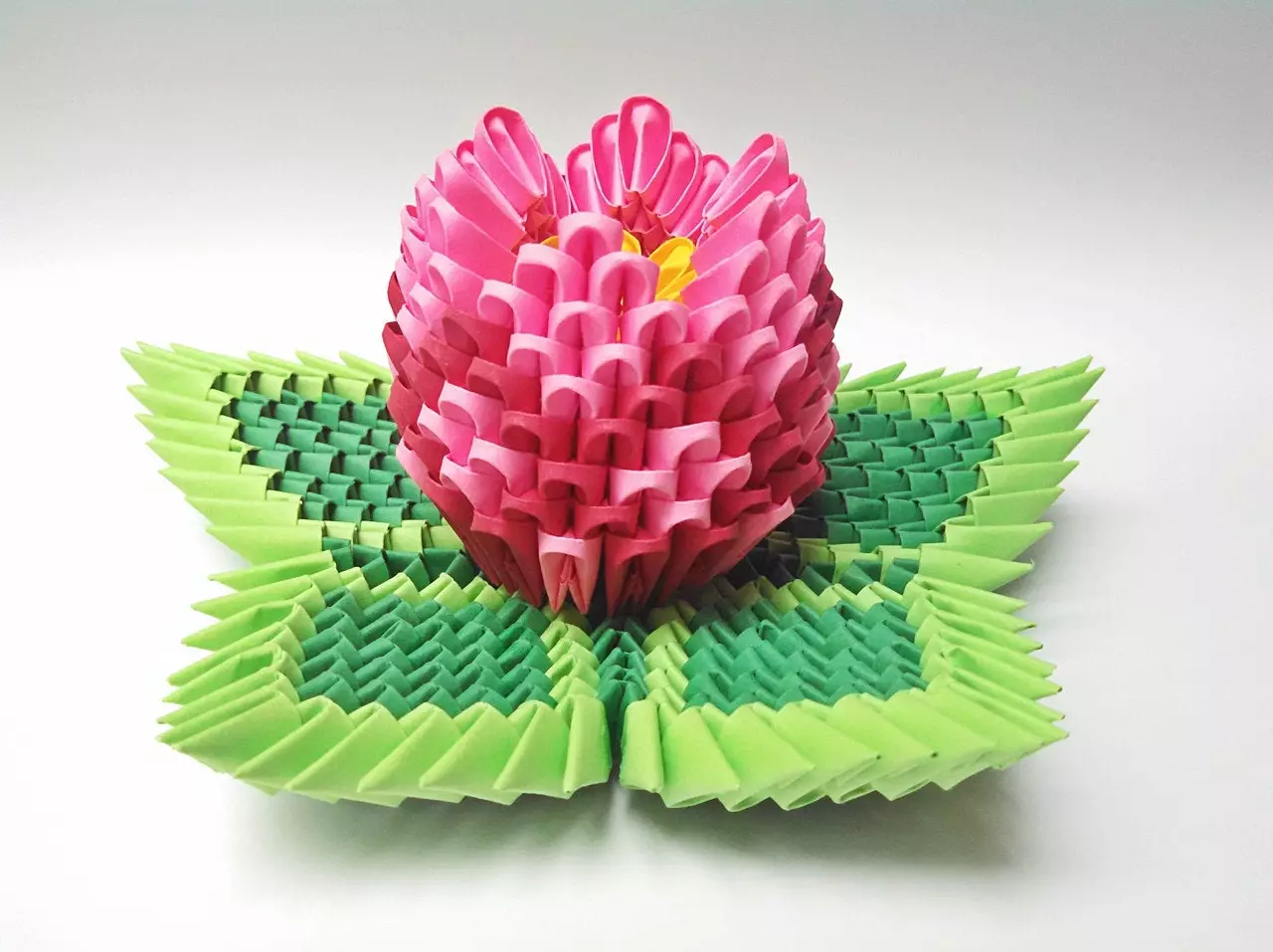 Origami (97 fotos) Què és? Figures de 8 a full tètrada març. Tipus d'art japonès de l'plegat de paper artesanal a partir. Com fer formes diferents? 26950_27