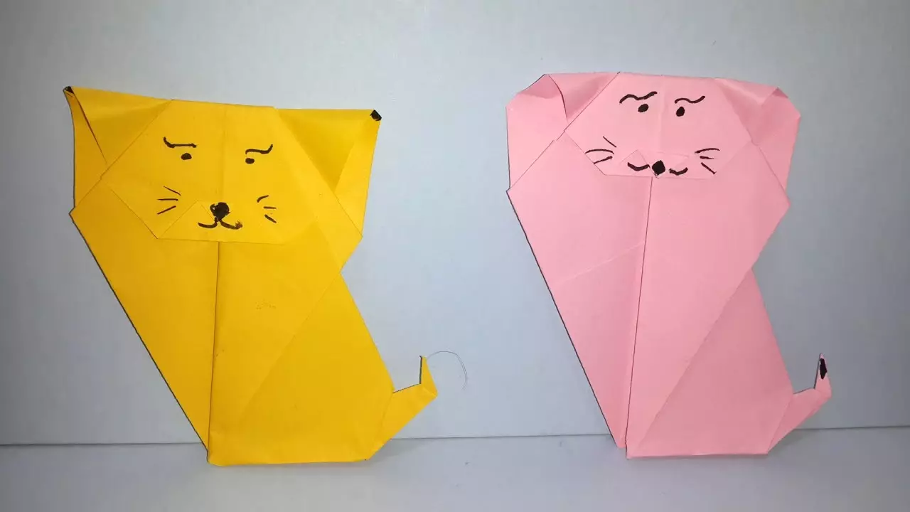 Origami (97 foto): cos'è? Figure dell'8 marzo del notebook. Tipi di artigianato di carta pieghevole artistico giapponese. Come fare diverse figure? 26950_39