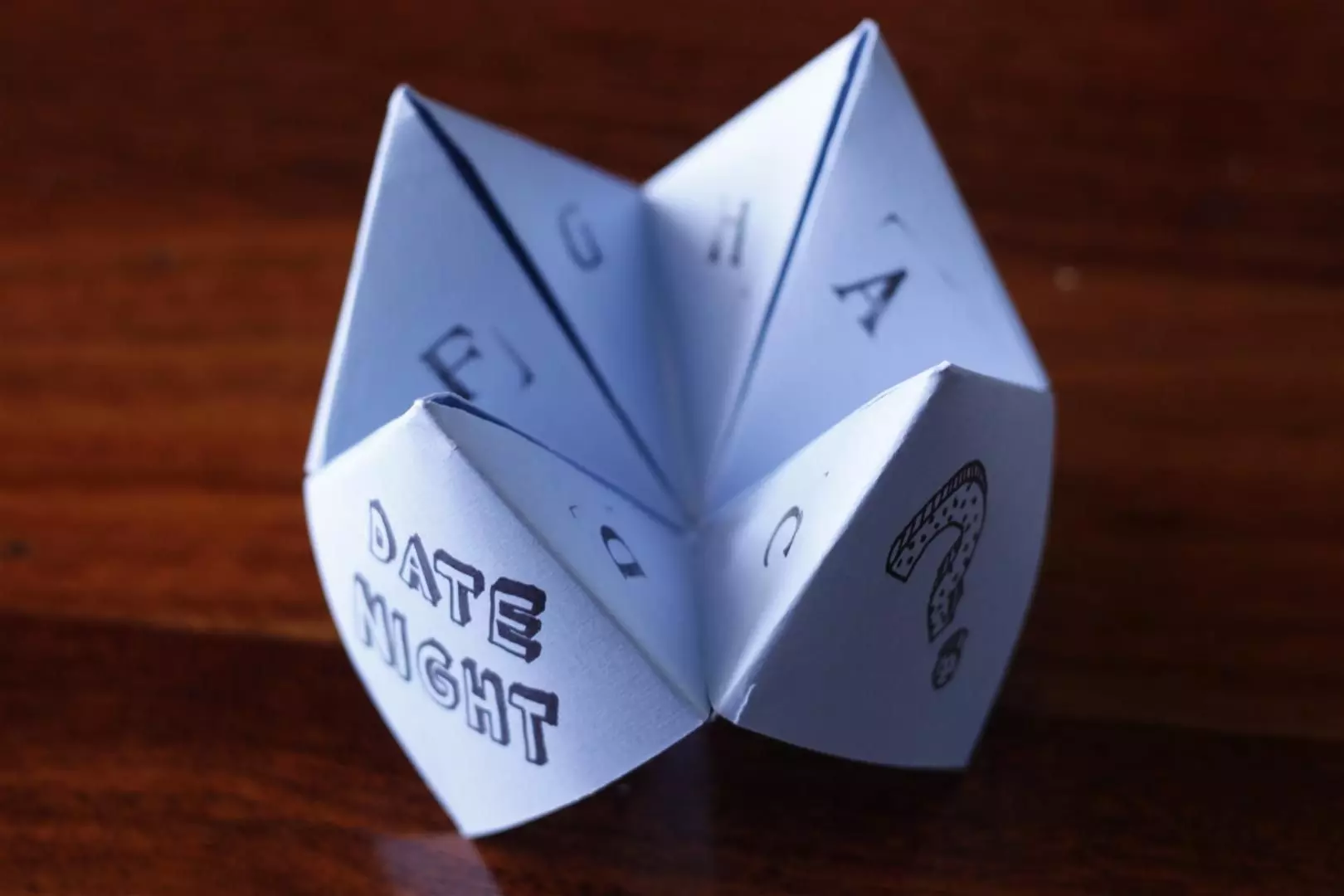Origami (97 mafoto): Chii icho? Manhamba naKurume 8 yebhuku rekunyorera. Mhando dzeJapan Art Folding mapepa mapepa. Maitiro Ekuita Zvakasiyana Nhamba? 26950_64