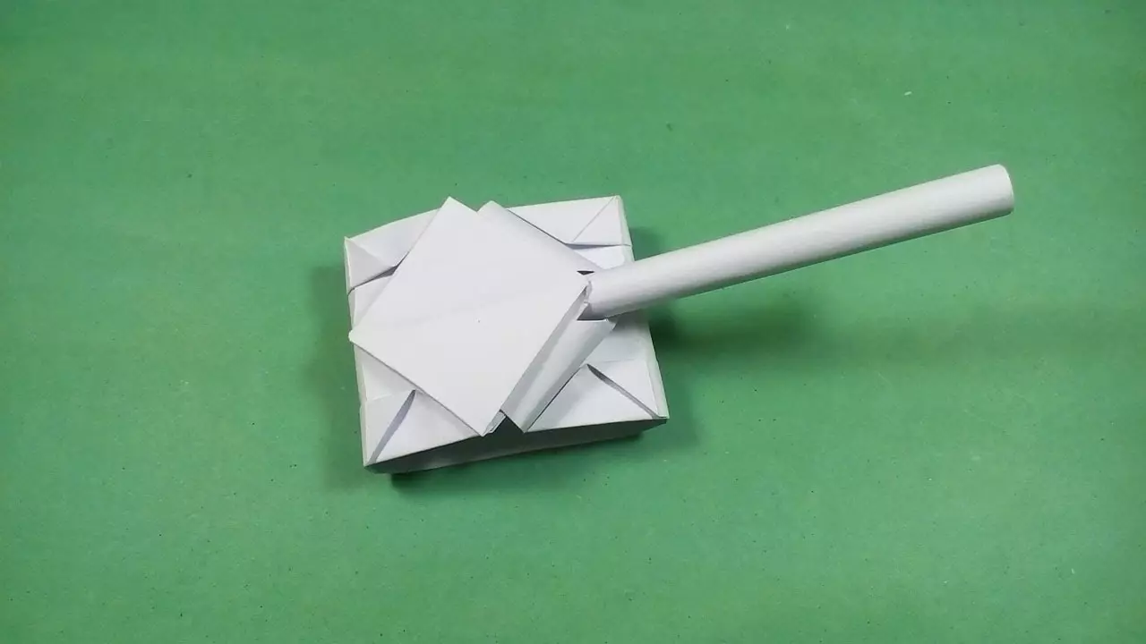 Origami (97 foto): cos'è? Figure dell'8 marzo del notebook. Tipi di artigianato di carta pieghevole artistico giapponese. Come fare diverse figure? 26950_65