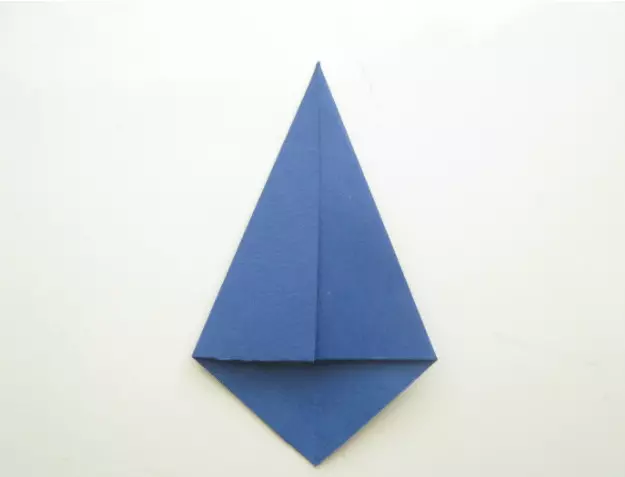Origami“襯衫與領帶”：兒童紙摺紙的分階段設計。如何在2月23日逐步說明明信片作為爸爸的禮物？ 26952_25