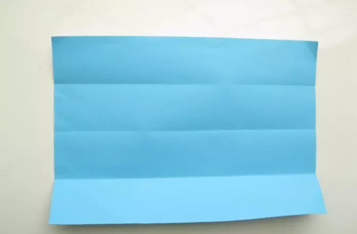 折り紙「タイとシャツ」：子供のための紙の折り紙の段階的なデザイン。どのようにお父さんへの贈り物として、2月23日にステップバイステップの手順にはがきを作るには？ 26952_8