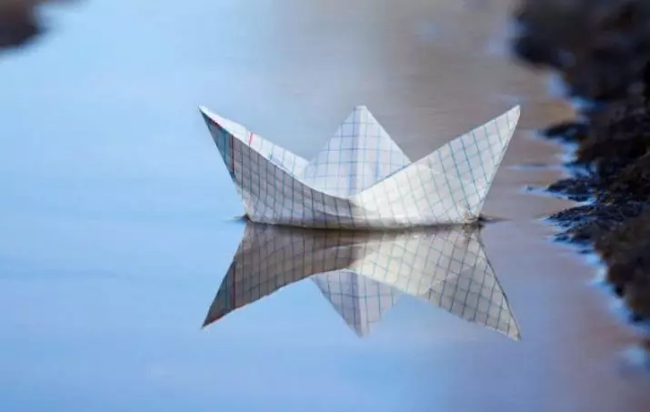 Papper för origami (27 bilder): Hur ser det ut och vad som behövs för kreativitet? Vad är annorlunda än det vanliga och vad bättre är lämplig för densitet? 26955_7