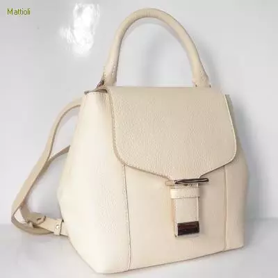 Mattioli bag (63 litrato): babaye nga modelo gikan sa uso nga lig-on 2695_31