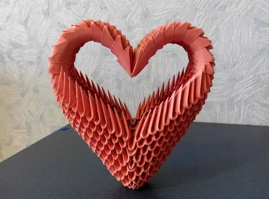 Origami para o día de San Valentín: que facer o 14 de febreiro de papel coas túas propias mans? Caixa de agasallo e origami modular para a nai 26960_4