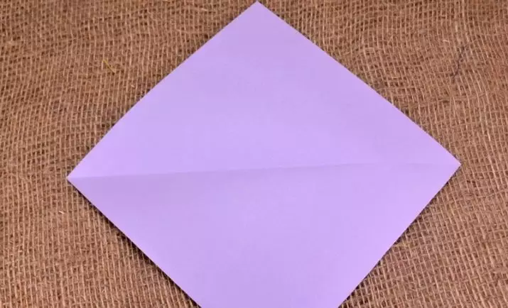 Paper Origami 7-8 urte bitarteko haurrentzako: neska-mutilentzako eskema sinpleak. Nola egin origami Egin zeure burua faseetan? 26984_30
