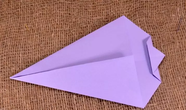 Paper Origami 7-8 urte bitarteko haurrentzako: neska-mutilentzako eskema sinpleak. Nola egin origami Egin zeure burua faseetan? 26984_33