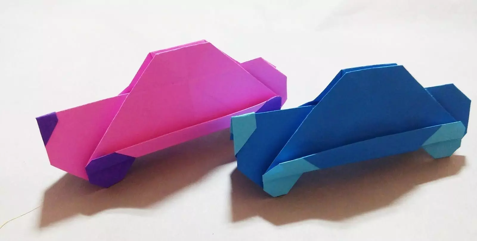 Daim Ntawv Origami rau cov menyuam 7-8 xyoos: Cov neeg yooj yim xyoo rau cov tub thiab ntxhais. Yuav ua li cas los ua Origami ua nws tus kheej rau theem? 26984_53