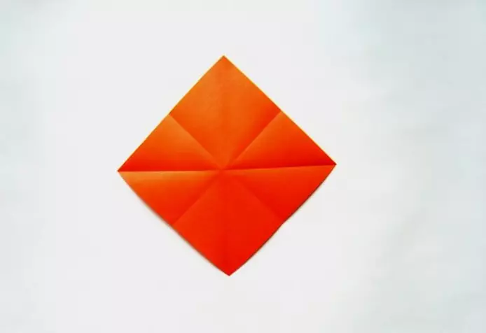 Origami-Box: So erstellen Sie eine Papierkiste mit Ihren eigenen Händen mit einem Deckel? Wie klappte ich eine Box-Katze im Schema? Die einfachsten Origami-Pakete auf Schritt-für-Schritt-Anweisungen ohne Kleber 26986_12