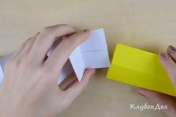 Origami „Notepad”: Hogyan készítsünk egy notebook 1 papírlap saját kezűleg gyerekekkel 5-6 éves? Nagy és kis origami ragasztó nélkül kezdőknek 26992_15
