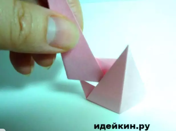 Origami“Crown”：如何根据有孩子的计划用自己的手从纸张中从纸张中制作？纸张模块冠和棺材形式的简单版本 27001_12