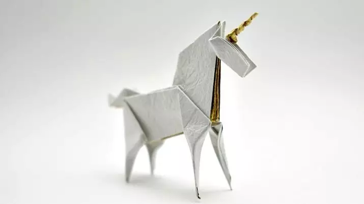 Origami „Unicorn”: hogyan lehet azt a papírt a program a gyerekekkel? Hogyan készítsünk egy fej egyszerű? A szakaszos moduláris origami kezdőknek 27002_2