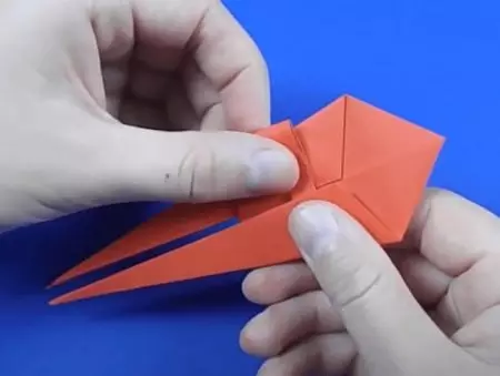 Оригами «Тікұшақ»: Қадамдық нұсқауларға қалай құруға болады? Модульдік оригами, балаларға арналған әскери тікұшақ түріндегі қолөнер схемасы 27005_14